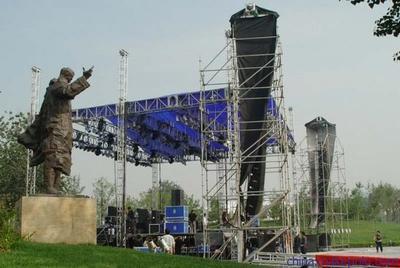 【北京京秀傳媒2013專(zhuān)業(yè)音響 朝陽(yáng)舞臺(tái)搭建 舞臺(tái)燈光設(shè)備出租】?jī)r(jià)格,廠家,圖片,專(zhuān)業(yè)音響,北京給力舞臺(tái)燈光音響出租中心-